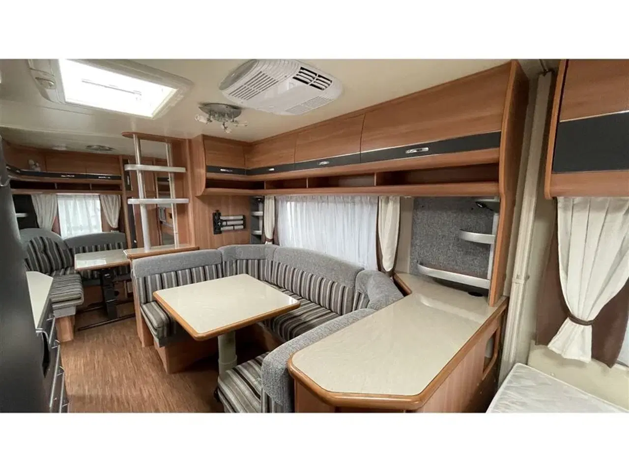 Billede 7 - 2012 - Hobby De Luxe 650 KMFe