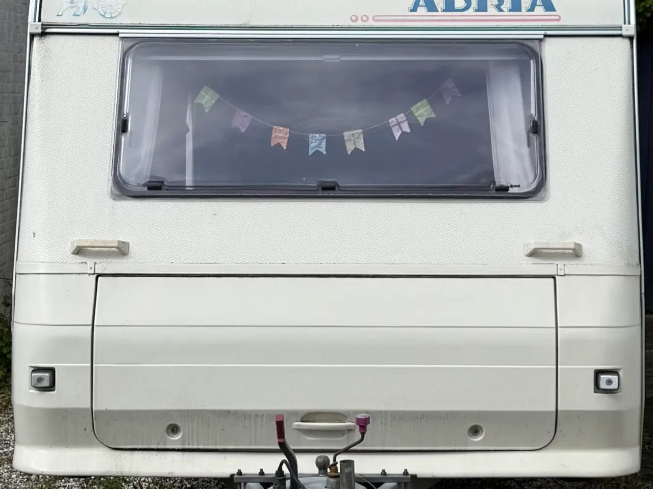Billede 9 - Campingvogn i glade farver