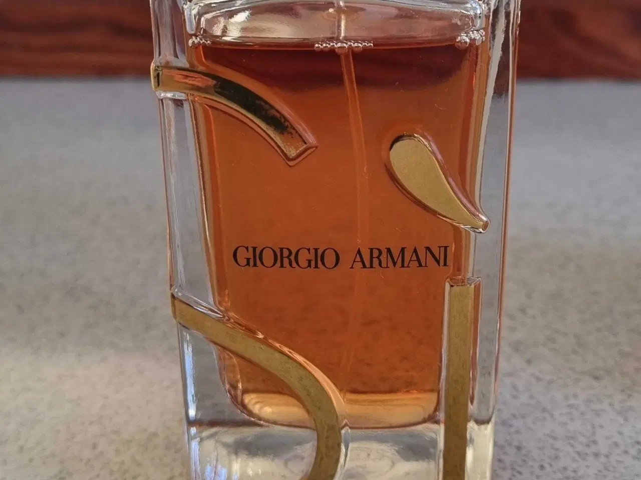 Billede 4 - Giorgio Armani dame parfume/ edp 100ml. sælges 