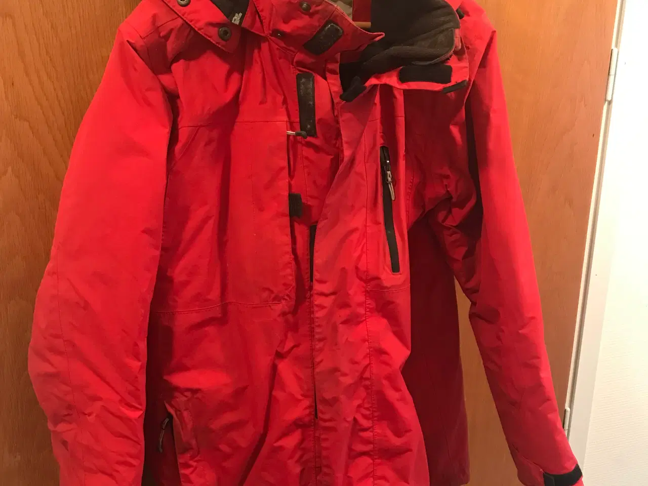 Billede 1 - Varm vinterjakke i kvalitet