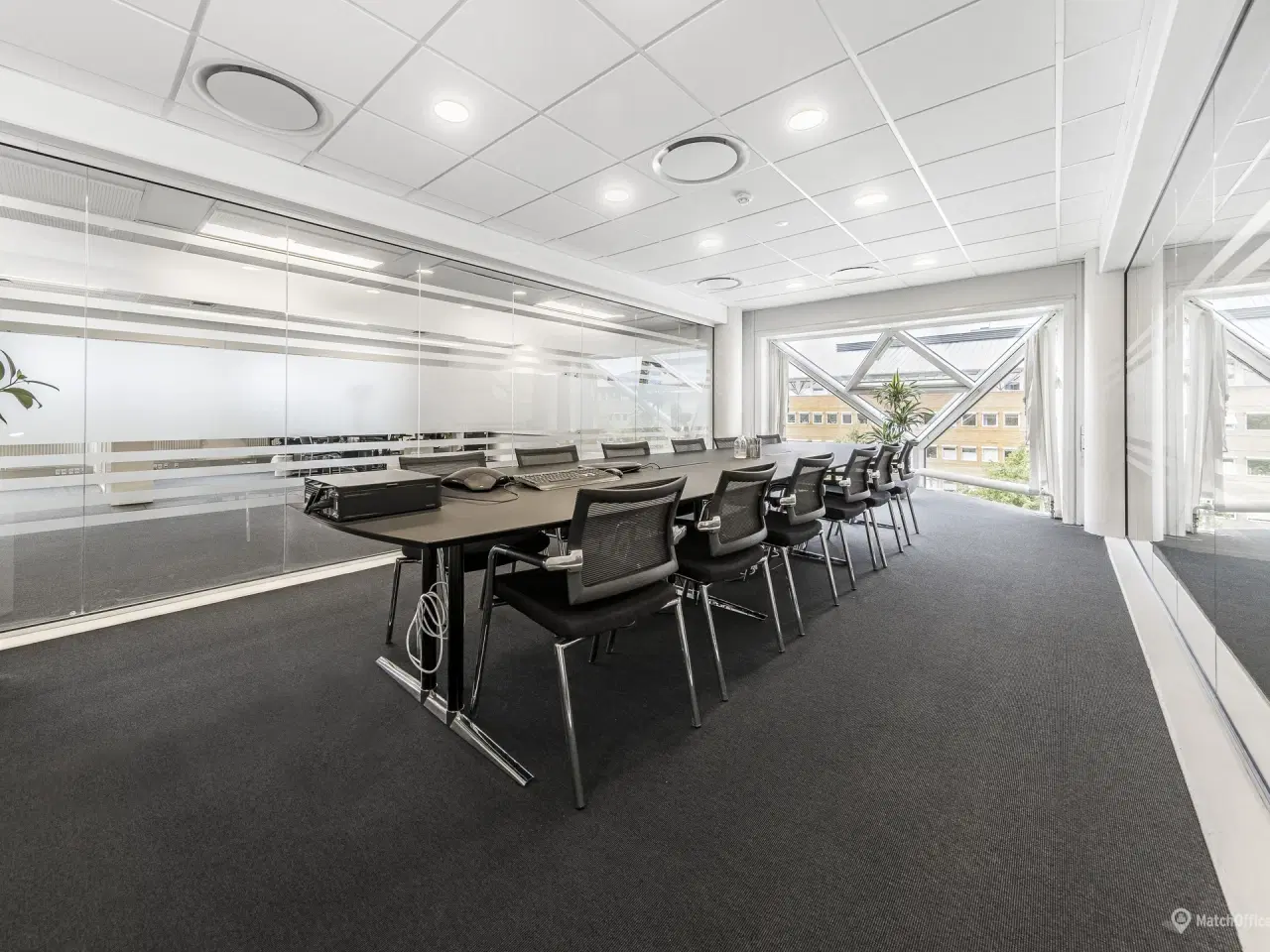 Billede 1 - Lyst og åbent kontorlejemål på 826 m²