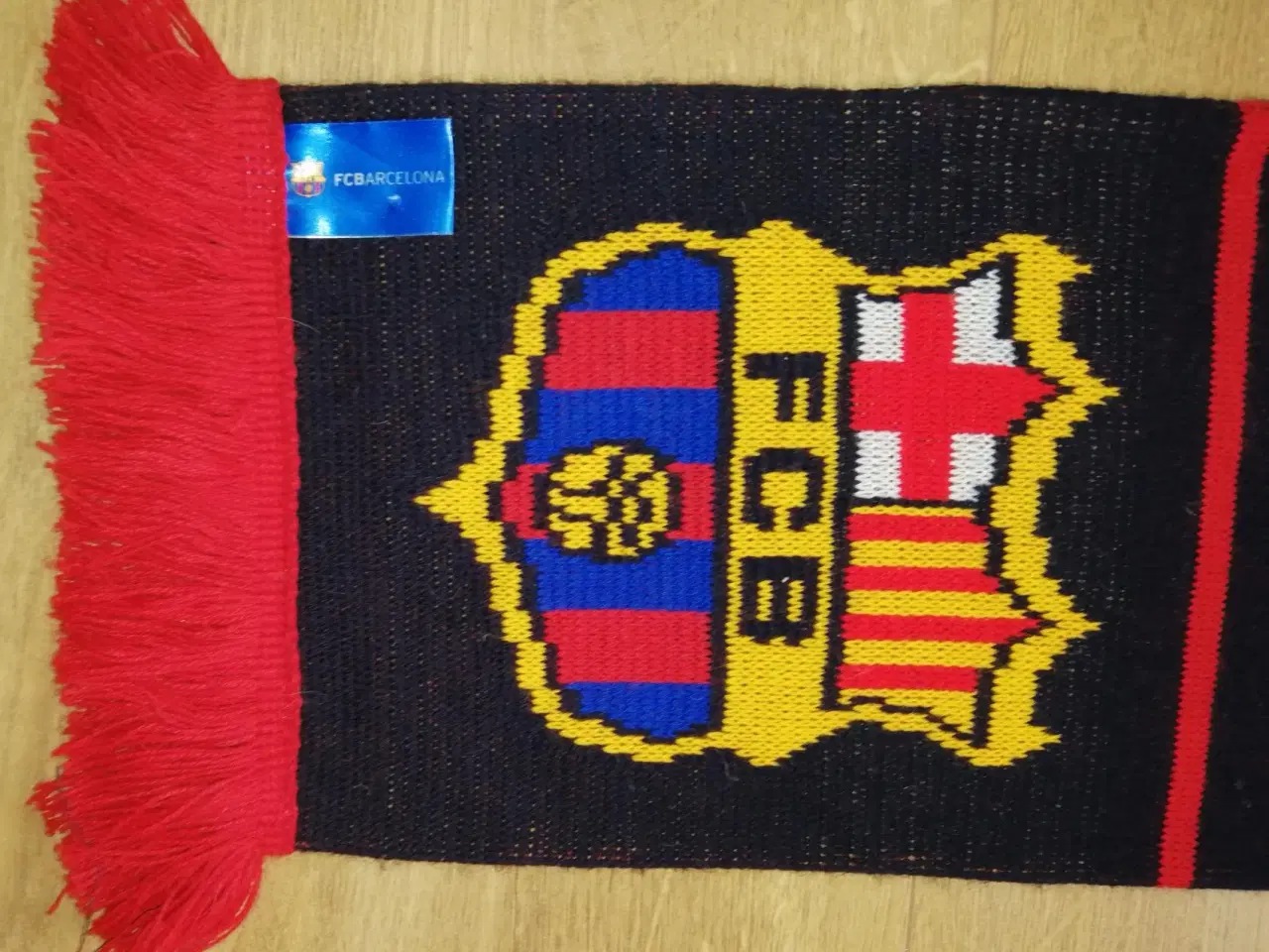 Billede 3 - SOM NYT, FC BARCELONA HALSTØRKLÆDE, 150 CM