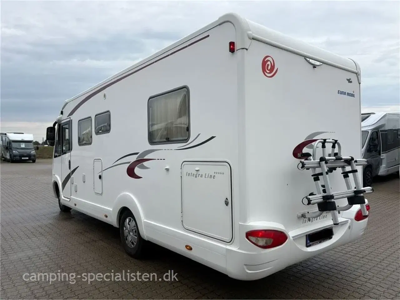 Billede 3 - 2016 - Euramobil Integra Line IL720 QB "Autocamp Premium"   Rigtig pæn og meget velholdt Luksusbil  - Euramobil IL720 QB fra 2016 - Kan snart opleves hos Camping-Specialisten i Silkeborg