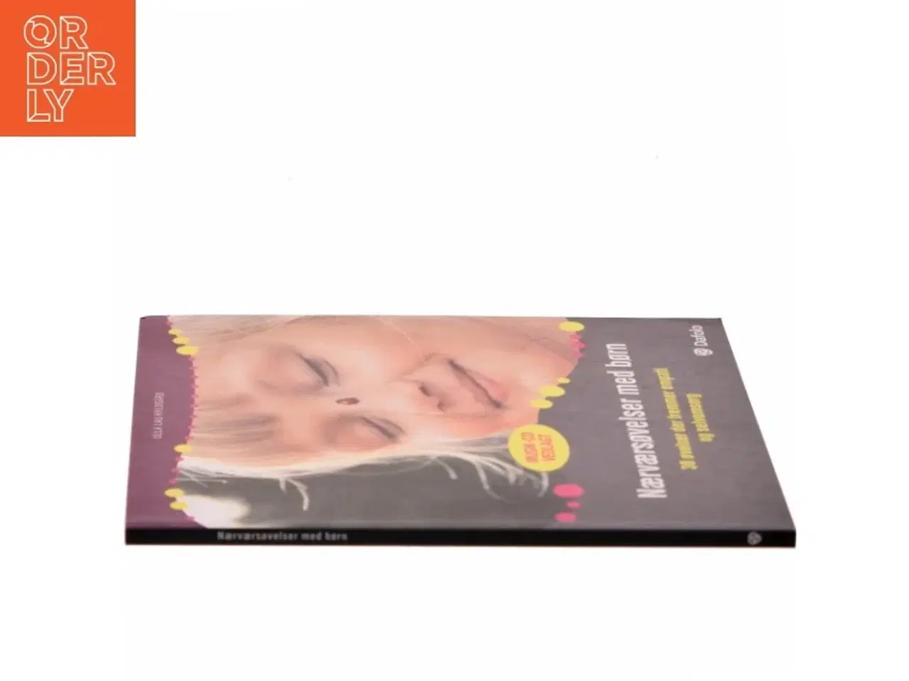 Billede 2 - Nærværsøvelser med børn af Ulla Lau Hyldgård (Bog)