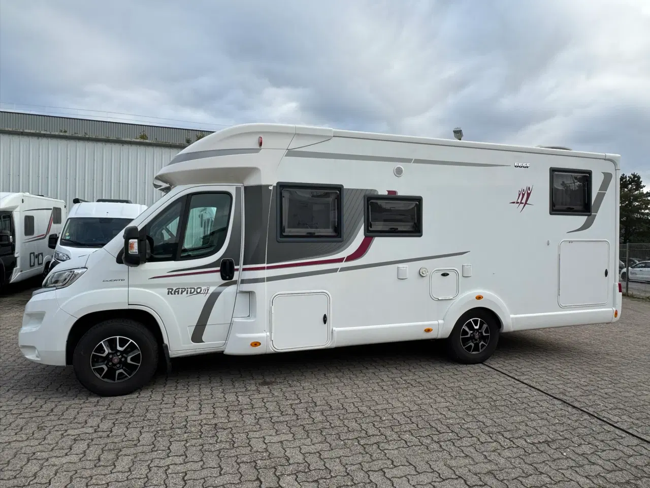 Billede 2 - Autocamper ,god indretning masser af oplads