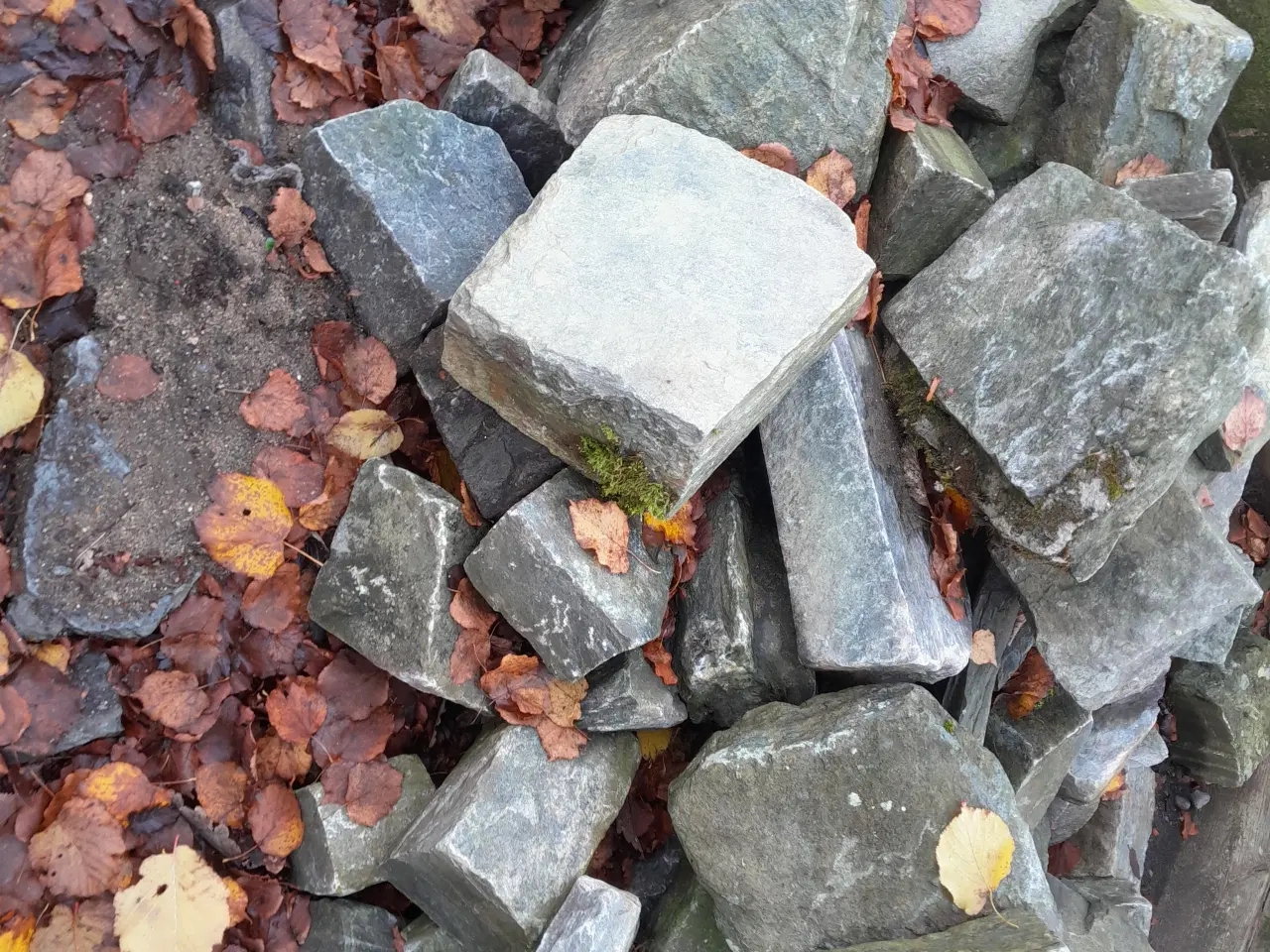 Billede 1 - norske brudsten