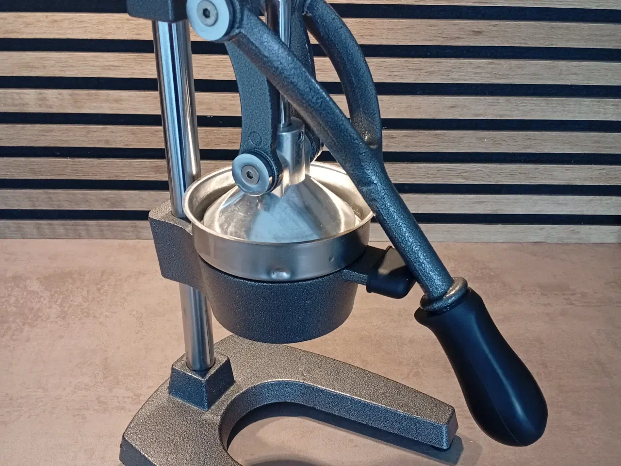 Billede 1 - Kraftfuld og Elegant Manuel Juicer til Bar og Køkk