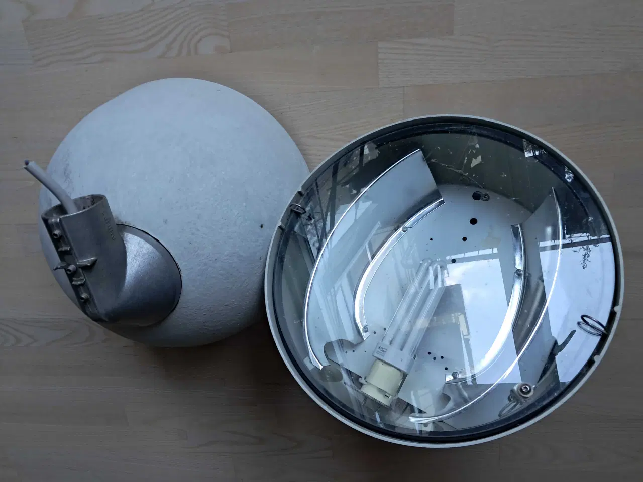 Billede 2 - Gamle gadelamper