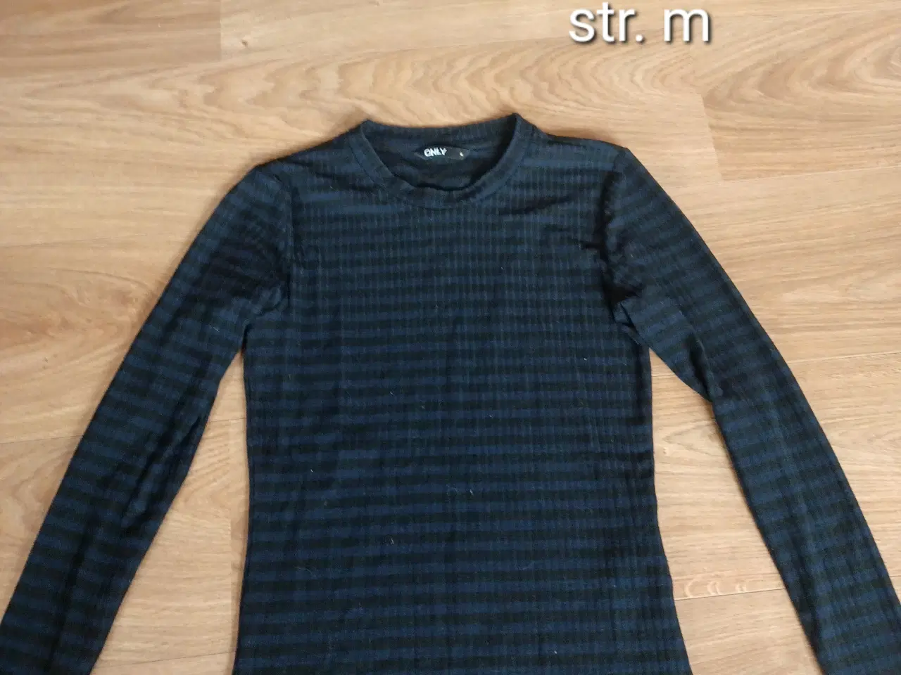 Billede 9 - Stor pose med ca 29 stykker tøj