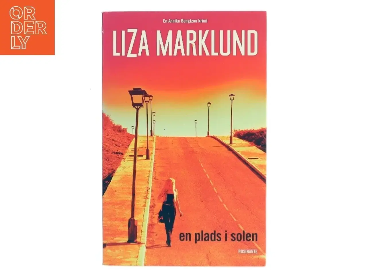 Billede 1 - En Plads I Solen af Liza Marklund (Bog)