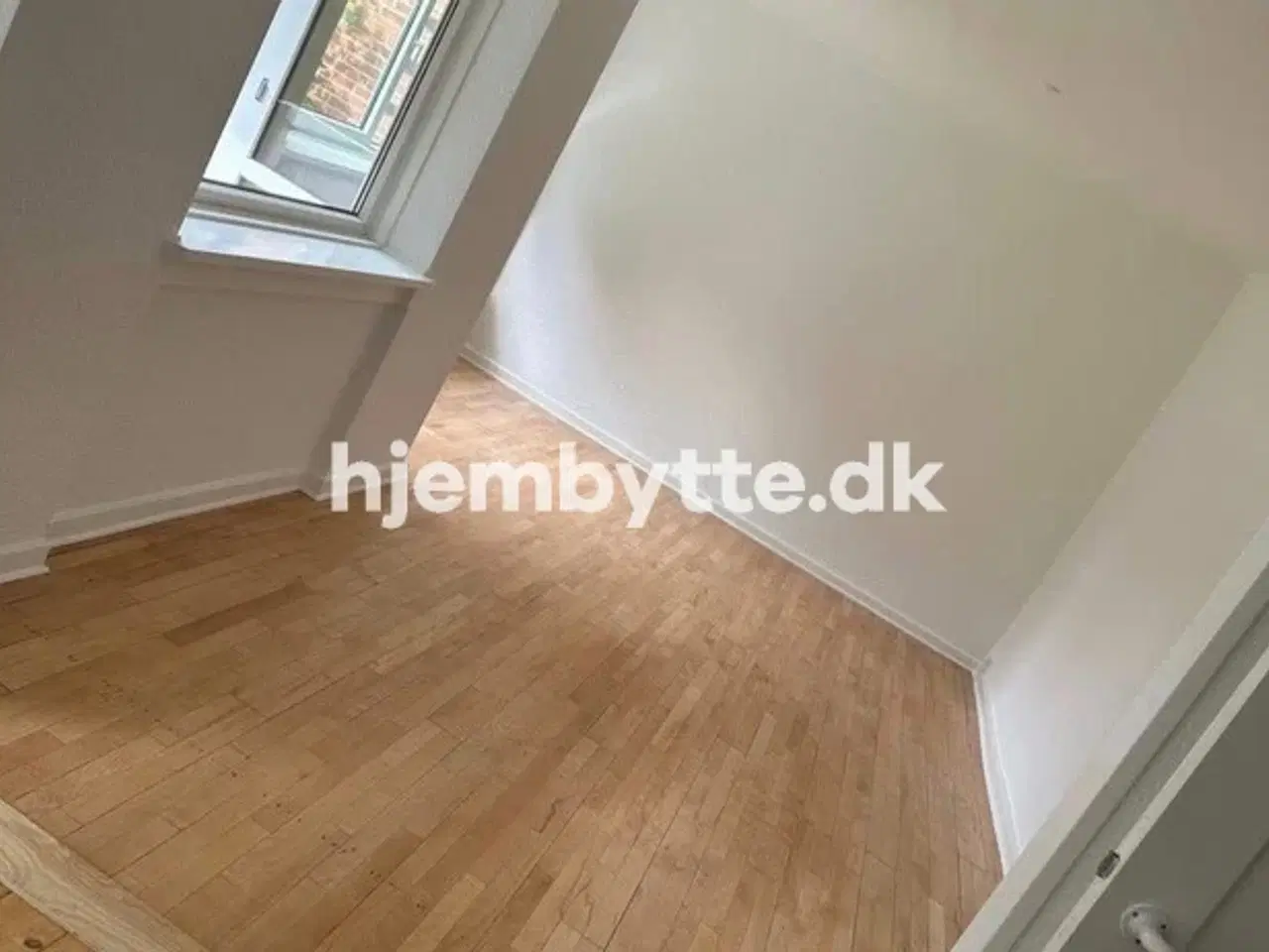 Billede 3 - Hjembytte - Bindeledet