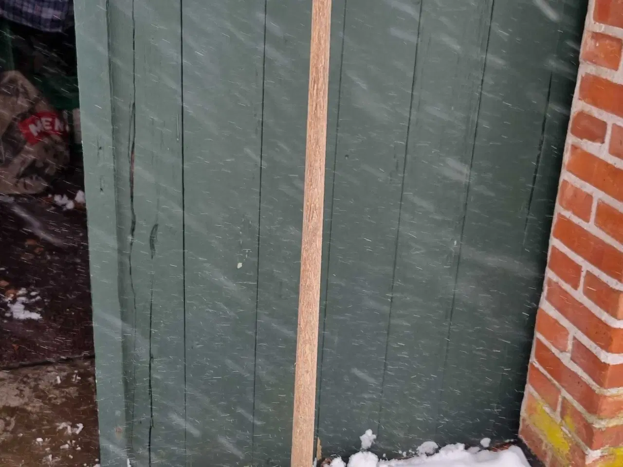 Billede 1 - Sneskraber med træskaft. 