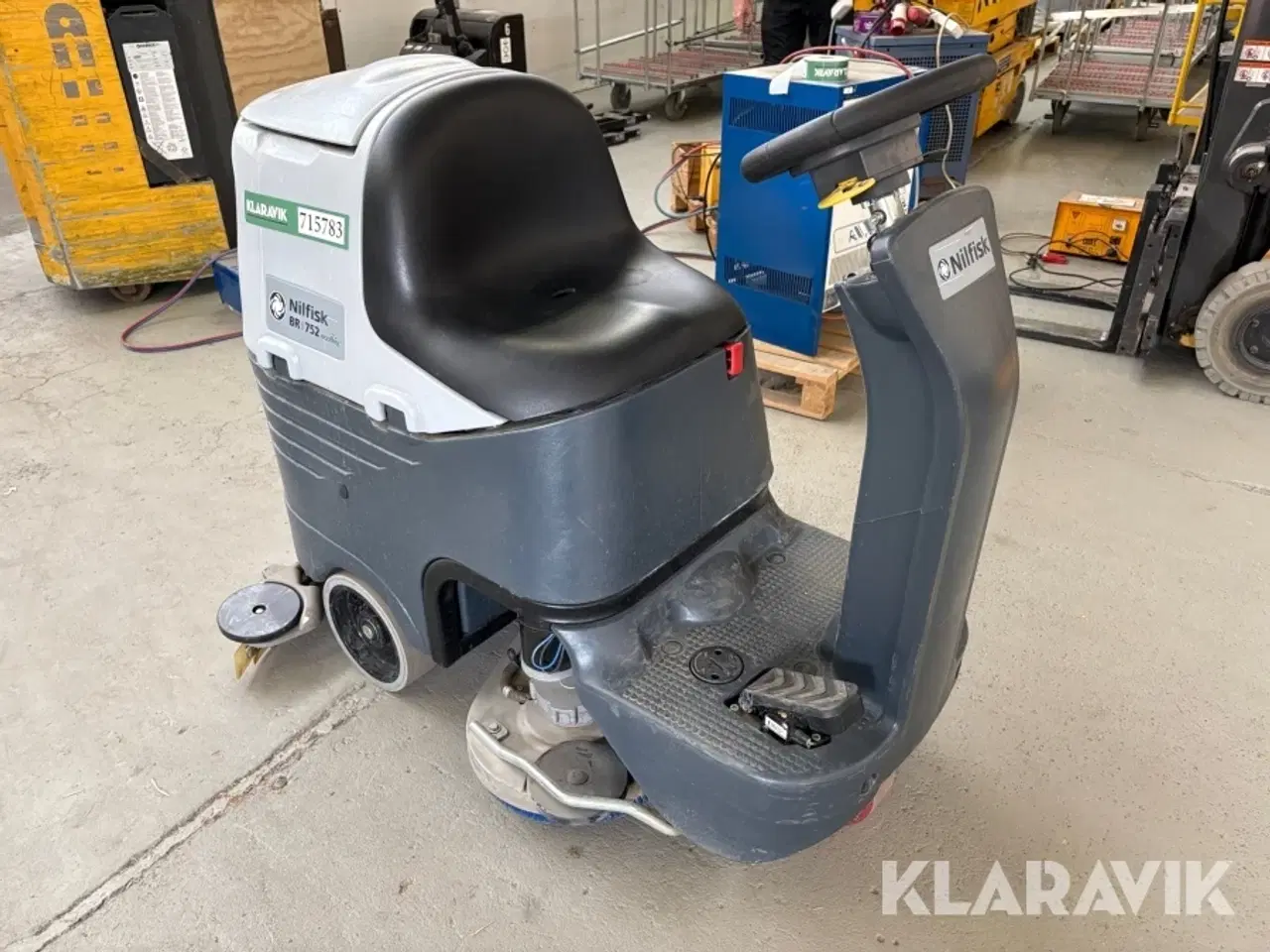 Billede 4 - Gulvvasker Nilfisk BR 752 ride-on scrubber-dryer