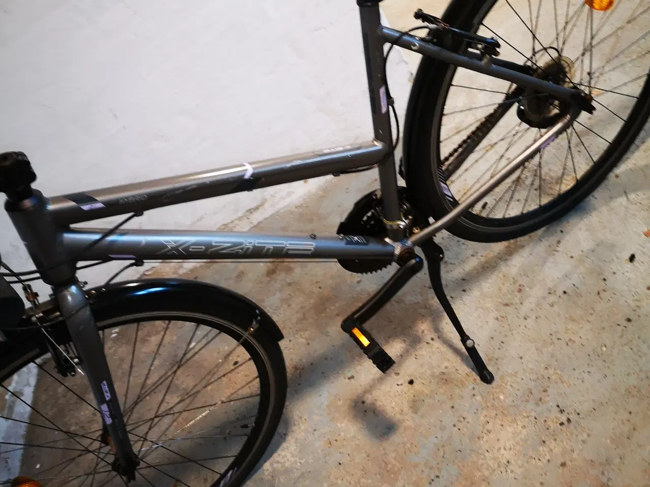 Billede 4 - X-ZITE X 700C HYBRID 28" 52cm Dæk som ny, 27 gear.