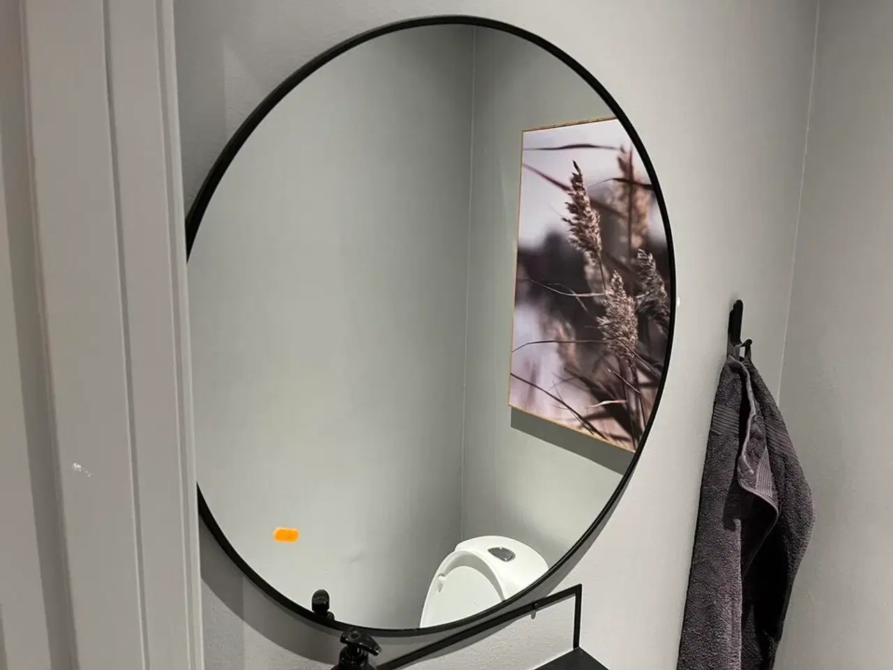 Billede 2 - Toiletspejl, Billede, Knage, Hylde