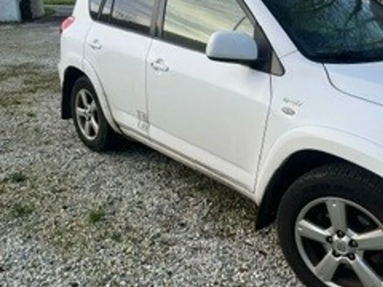 Billede 6 - Toyota RAV4 2,2 D-CAT 177 4x4 Van