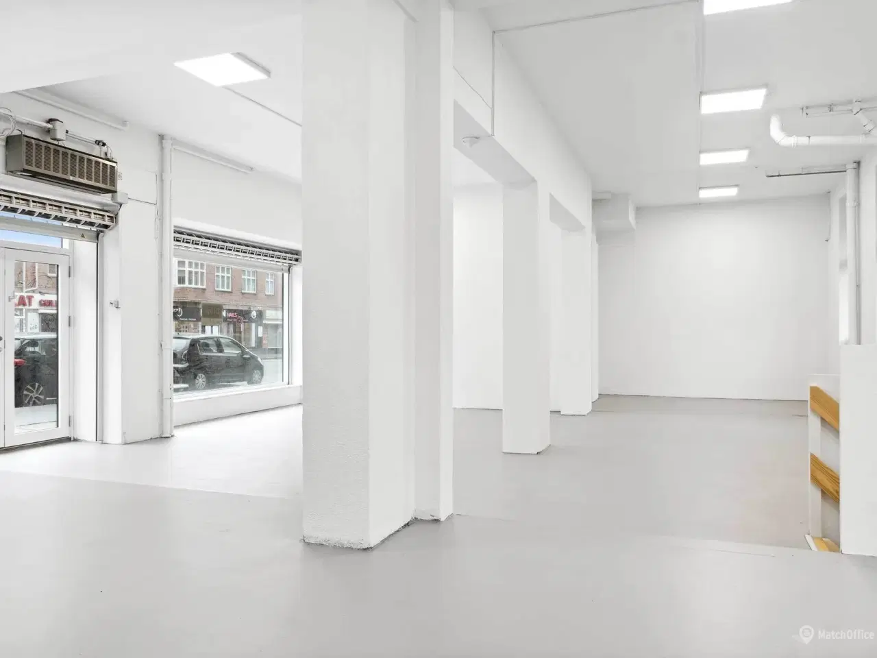 Billede 2 - Butikslejemål med god facadeeksponering på Toftegårds Allé - kun 200 meter fra Valby Station.