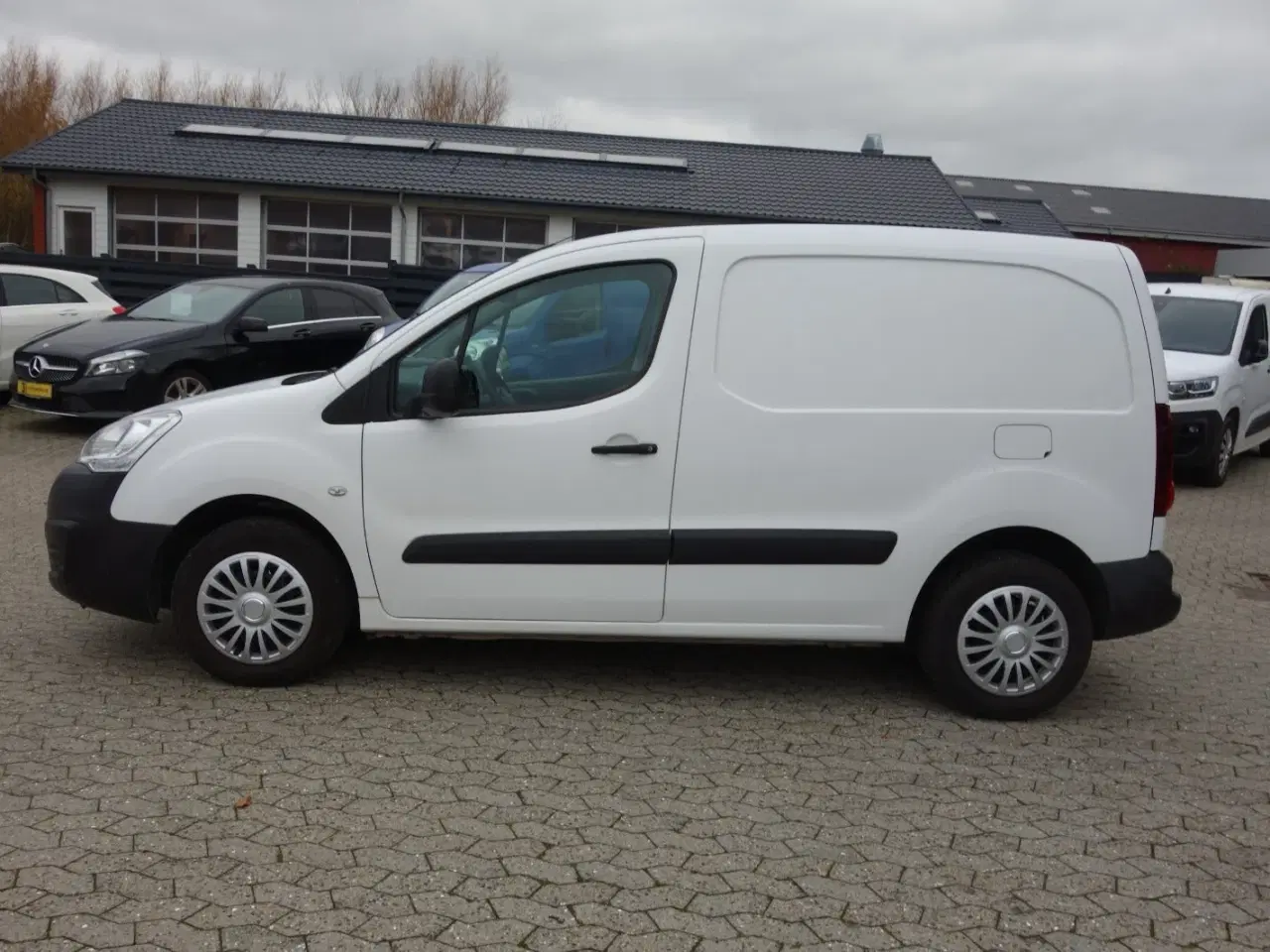 Billede 3 - Peugeot Partner 1,6 BlueHDi 100 L1 Flex Van