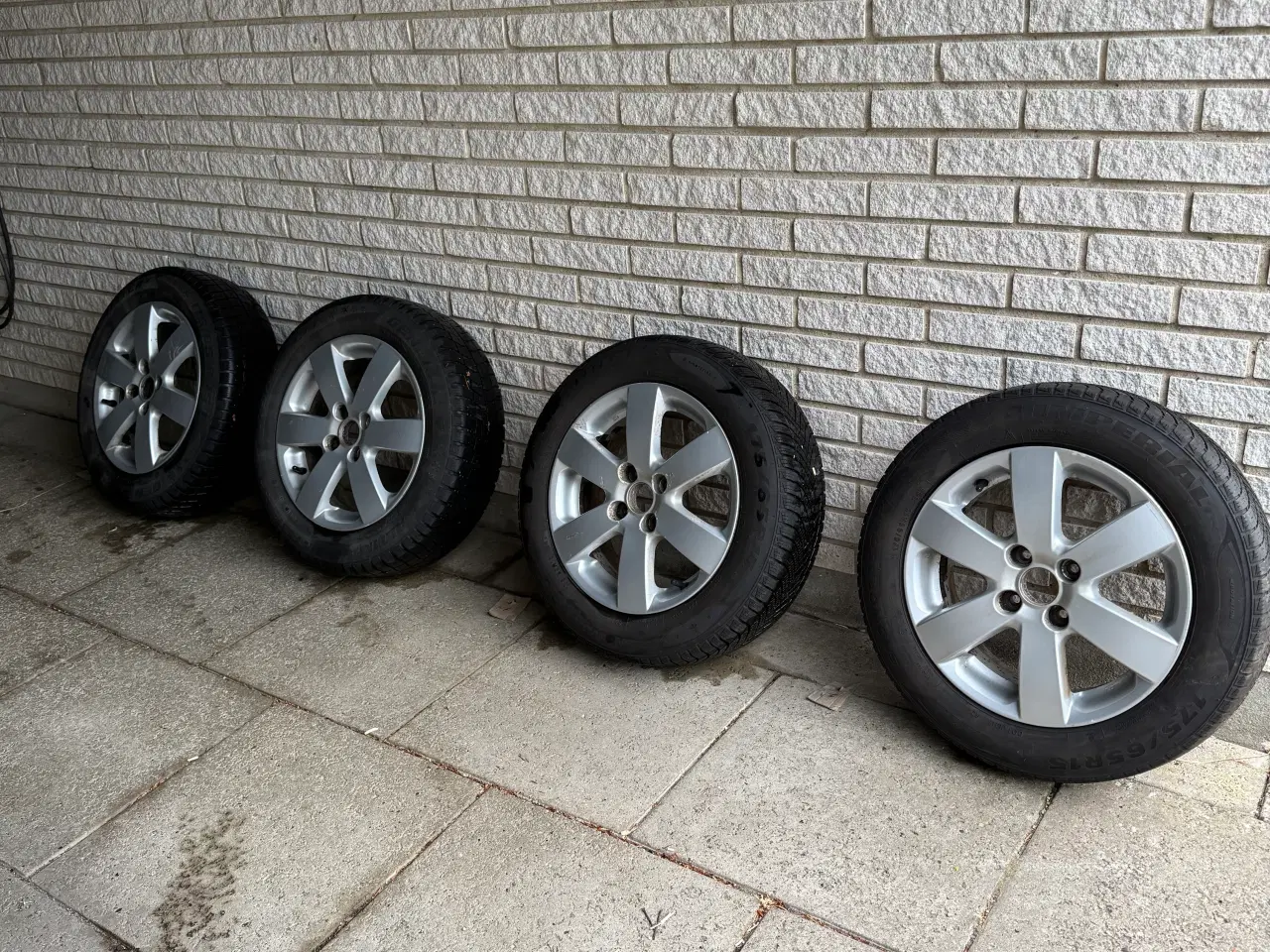 Billede 1 - Vinterfælge 175/65 R15