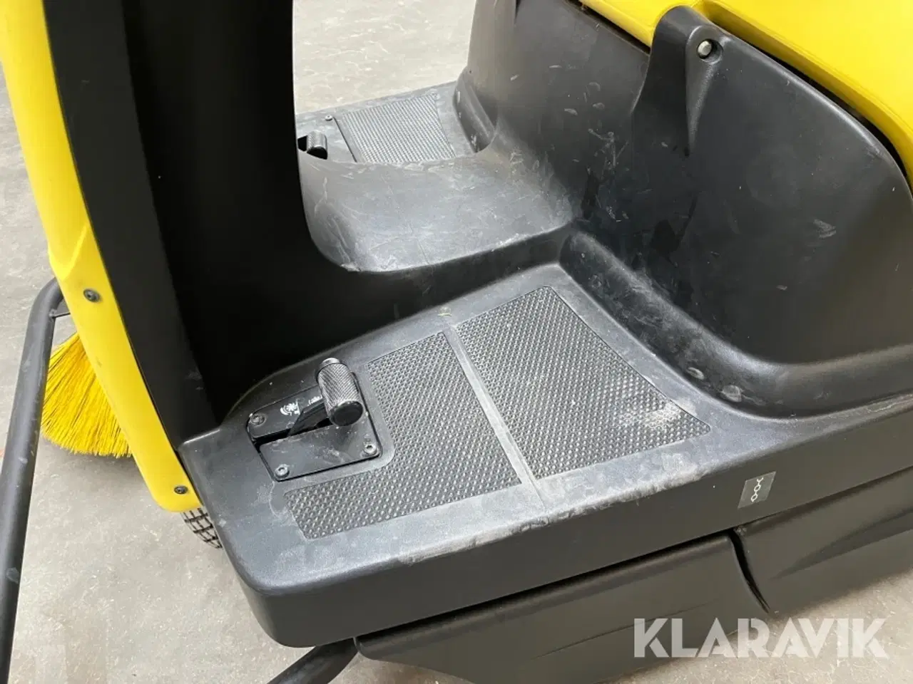 Billede 11 - Fejemaskine Kärcher KM100 benzin