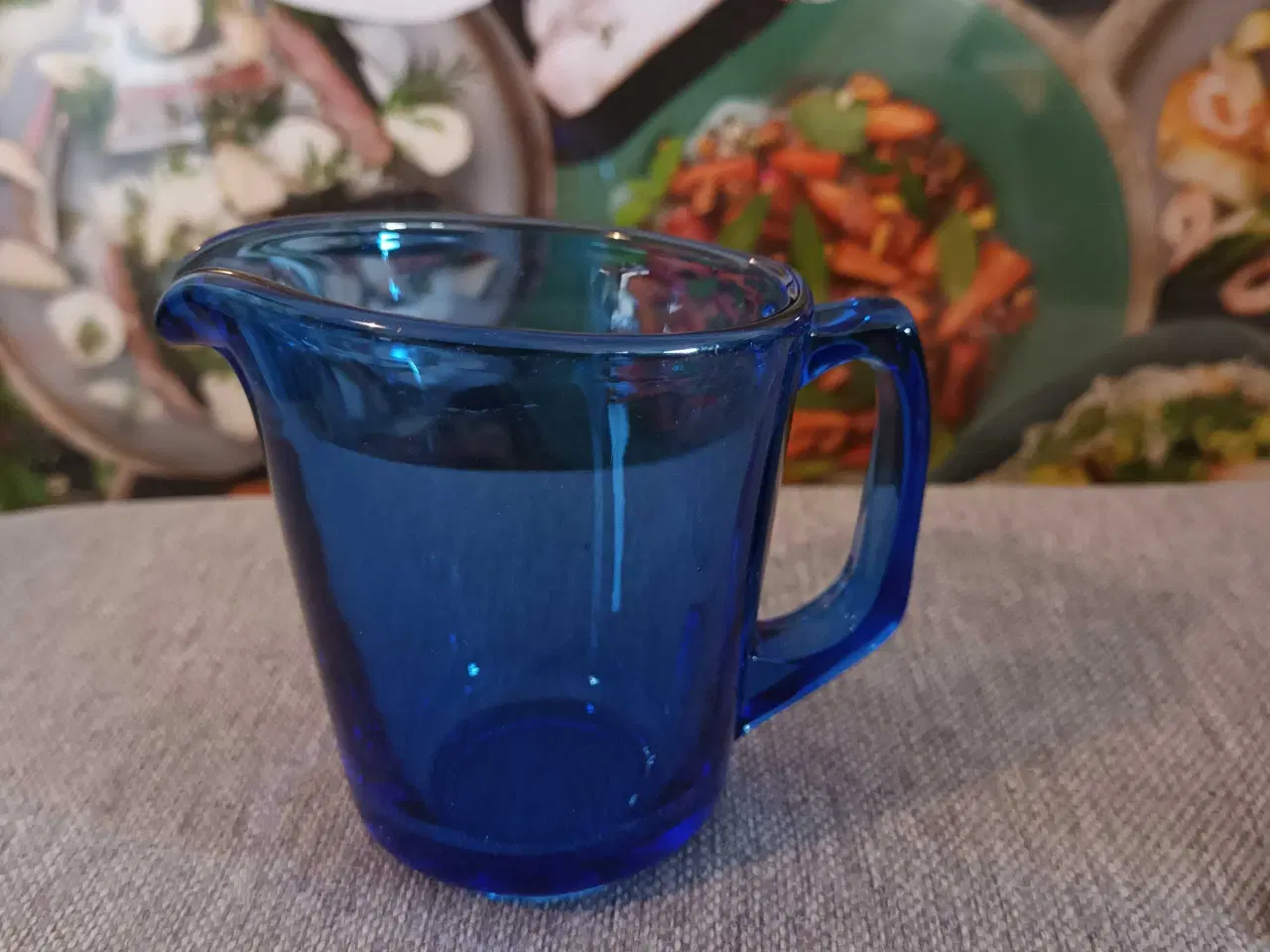 Billede 1 - Flødekande i blåt glas 