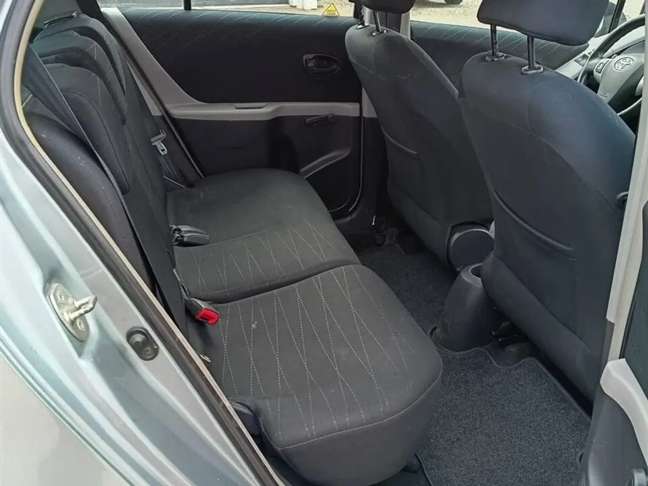 Billede 7 - Toyota Yaris 1,4 D-4D Linea Terra 90HK 5d