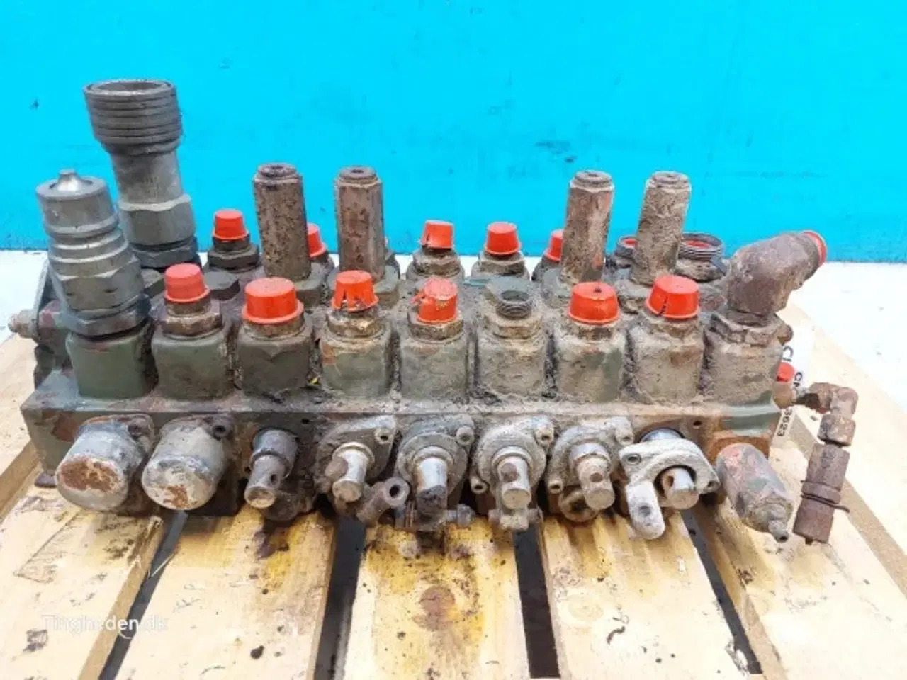 Billede 14 - Hydrema 806 Hydraulikventil 513201