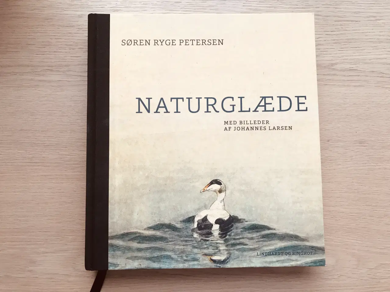 Billede 1 - Naturglæde  -  Med billeder af Johannes Larsen