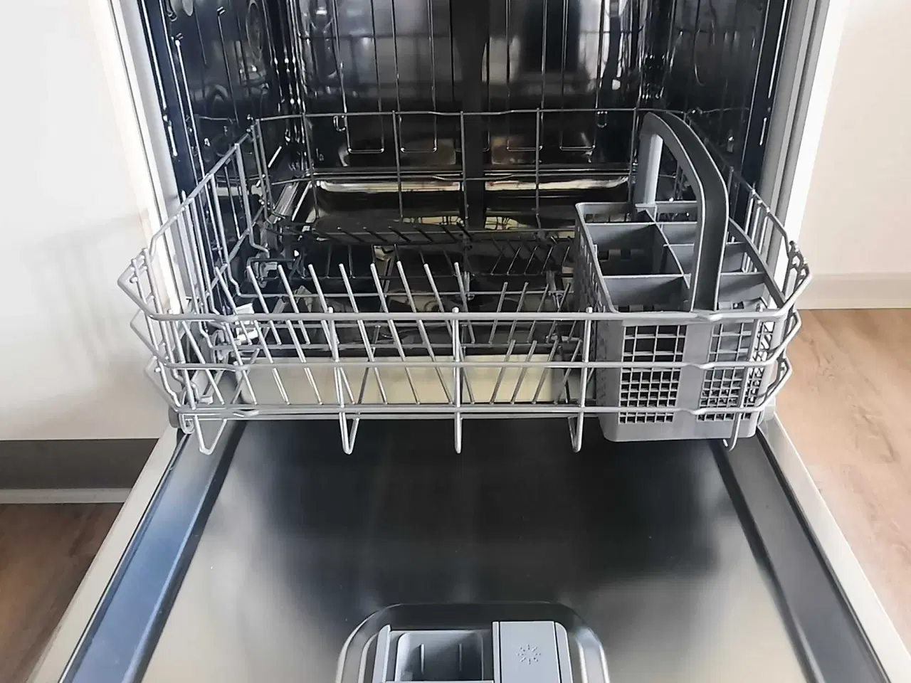 Billede 2 - Opvaskemaskine