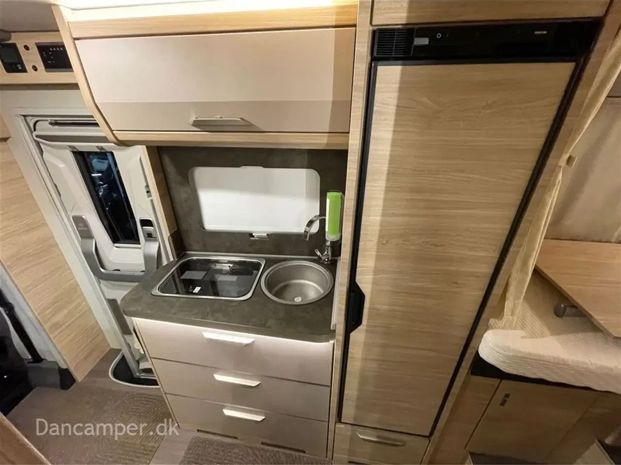 Billede 23 - 2024 - Knaus Van Ti Plus 650 MEG "VW" Platinum Selection Kommissionsbil! Autocamperen for den der ikke kan nøjes. Automatgear, adaptiv fartpilot, luftundervogn m.m.m.