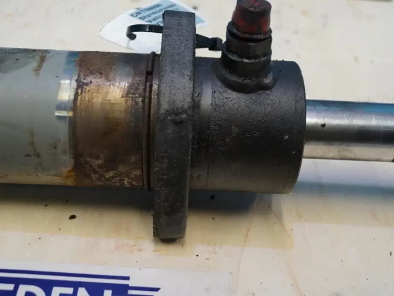 Billede 10 - Valtra T213 Styrecylinder V36248900