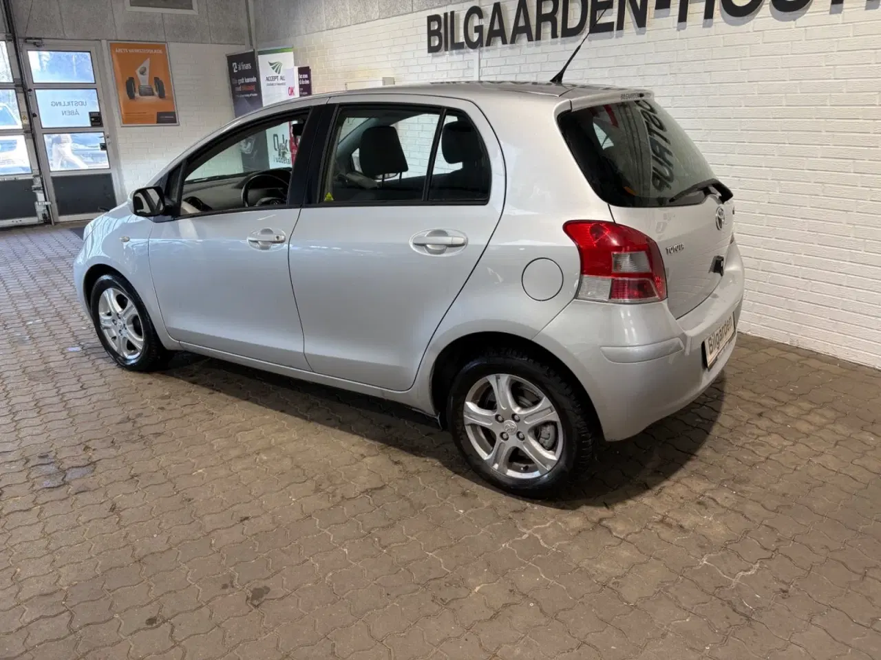 Billede 3 - Toyota Yaris 1,3 T2