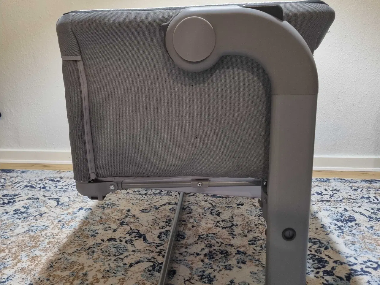 Billede 4 - Chicco next2me magic bedside seng med vugge functi