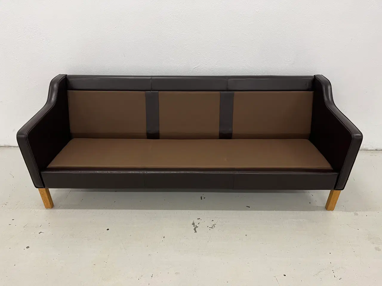 Billede 9 - Mogens Hansen MH195 3 Pers.Sofa i Dark Brown læder