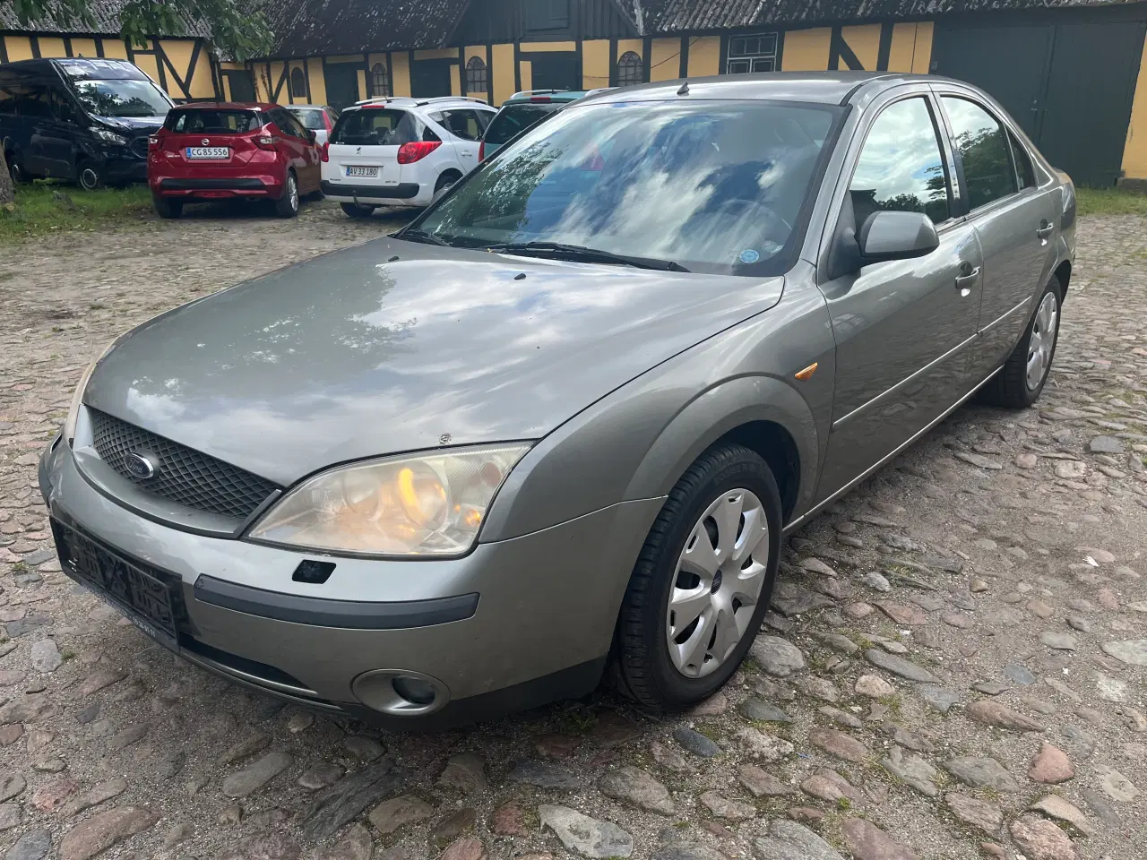 Billede 1 - Nysynet Ford Mondeo 2.0 kører perfekt