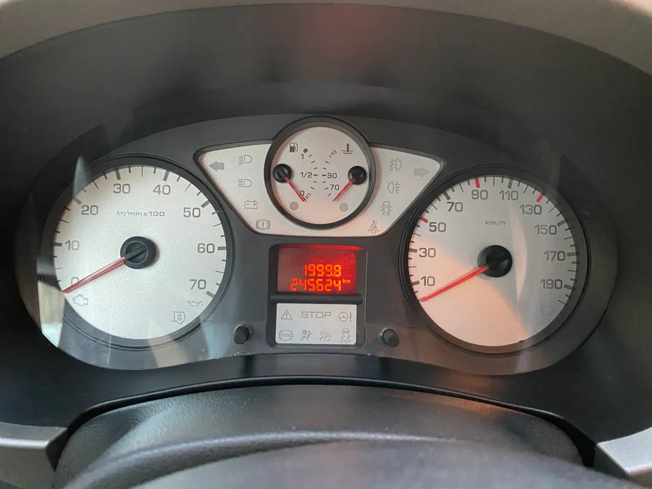 Billede 19 - Peugeot Partner Tepee 1.6 hdi – Nysynet,