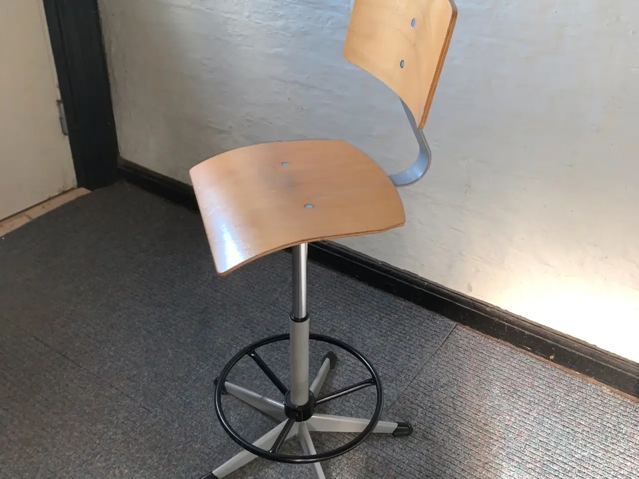 Billede 2 - Kontorstol / Skolestol / Børnestol / Værksted