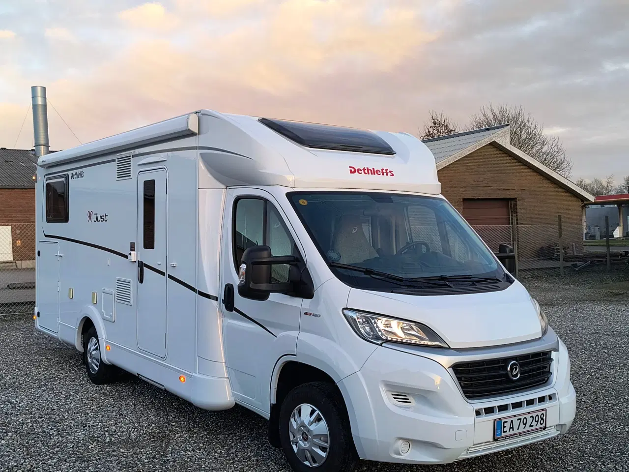 Billede 2 - Autocamper Dethleffs 7052 