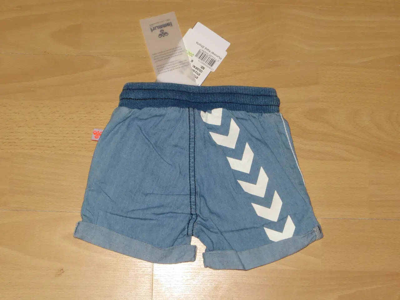 Billede 2 - 308) str 62 Hummel shorts