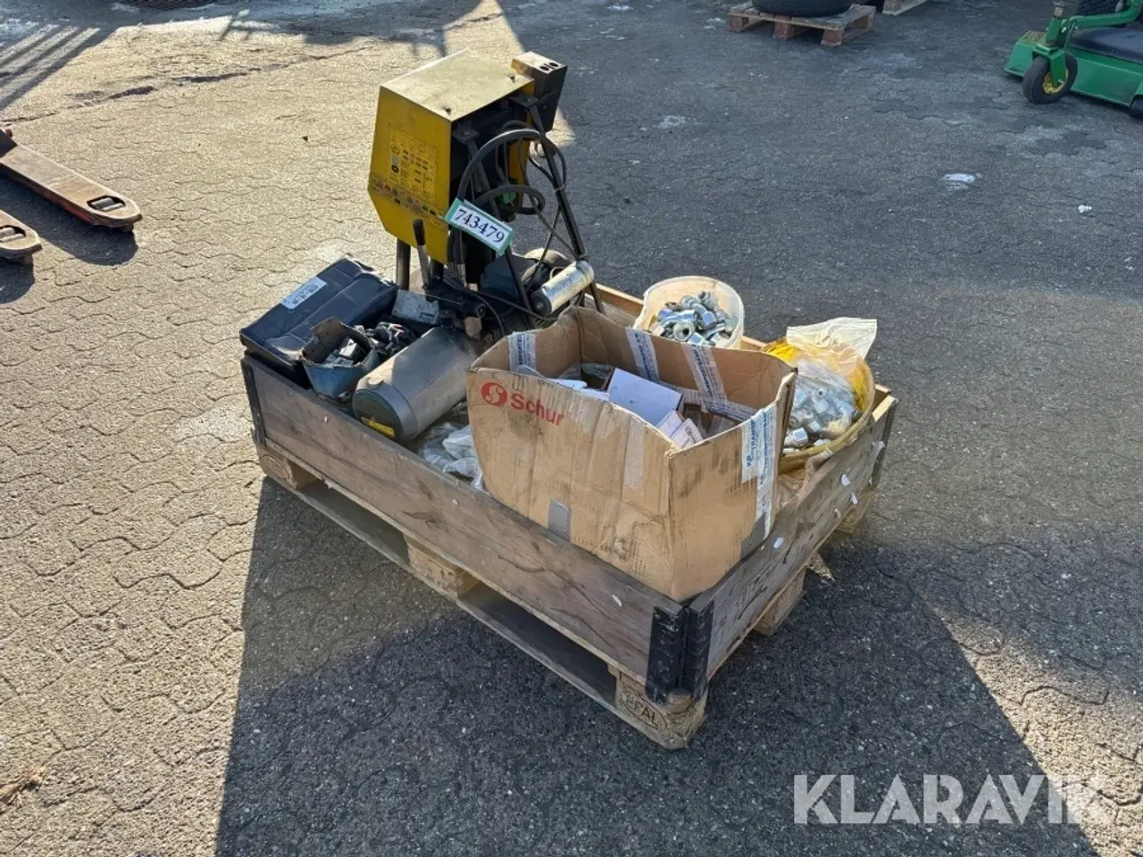 Billede 1 - Hydraulikpresser Parker 82C 061 med fittings & matriser