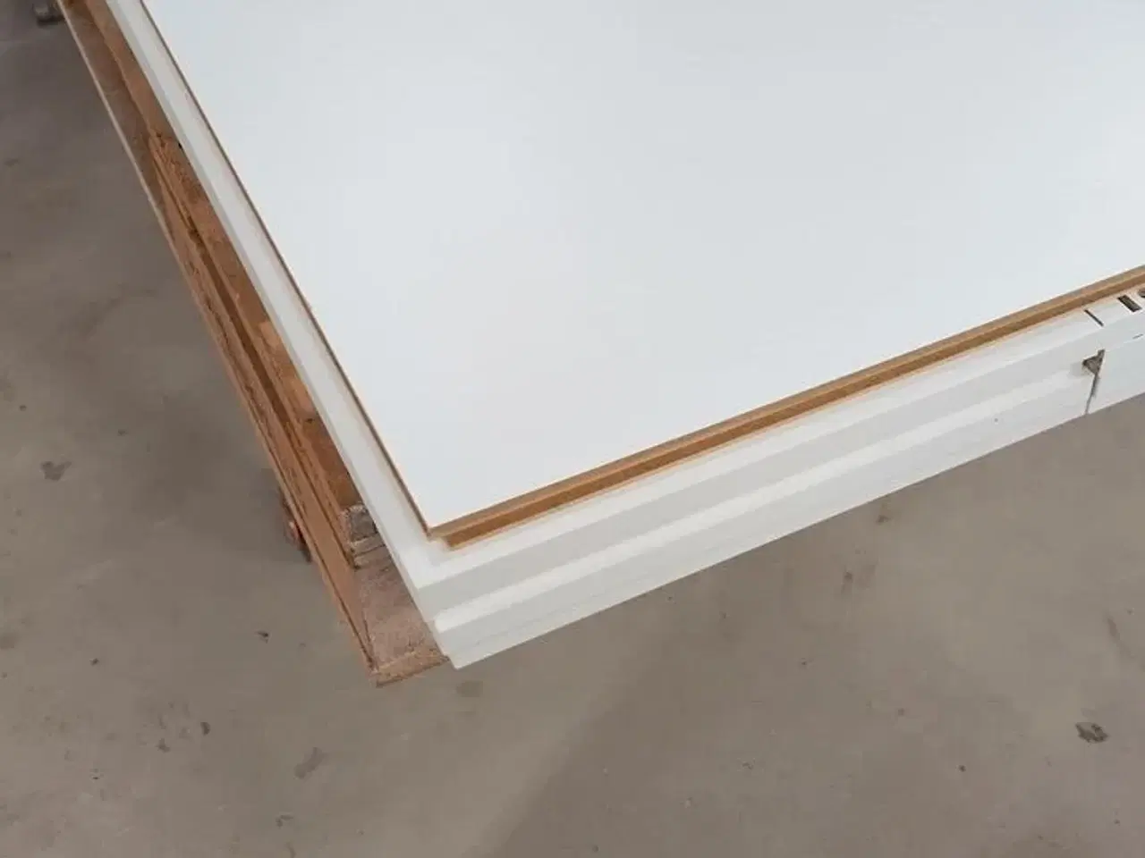 Billede 3 - 4 stk. usamlet højskabe H: 195,2 x B: 50 x D: 32,0