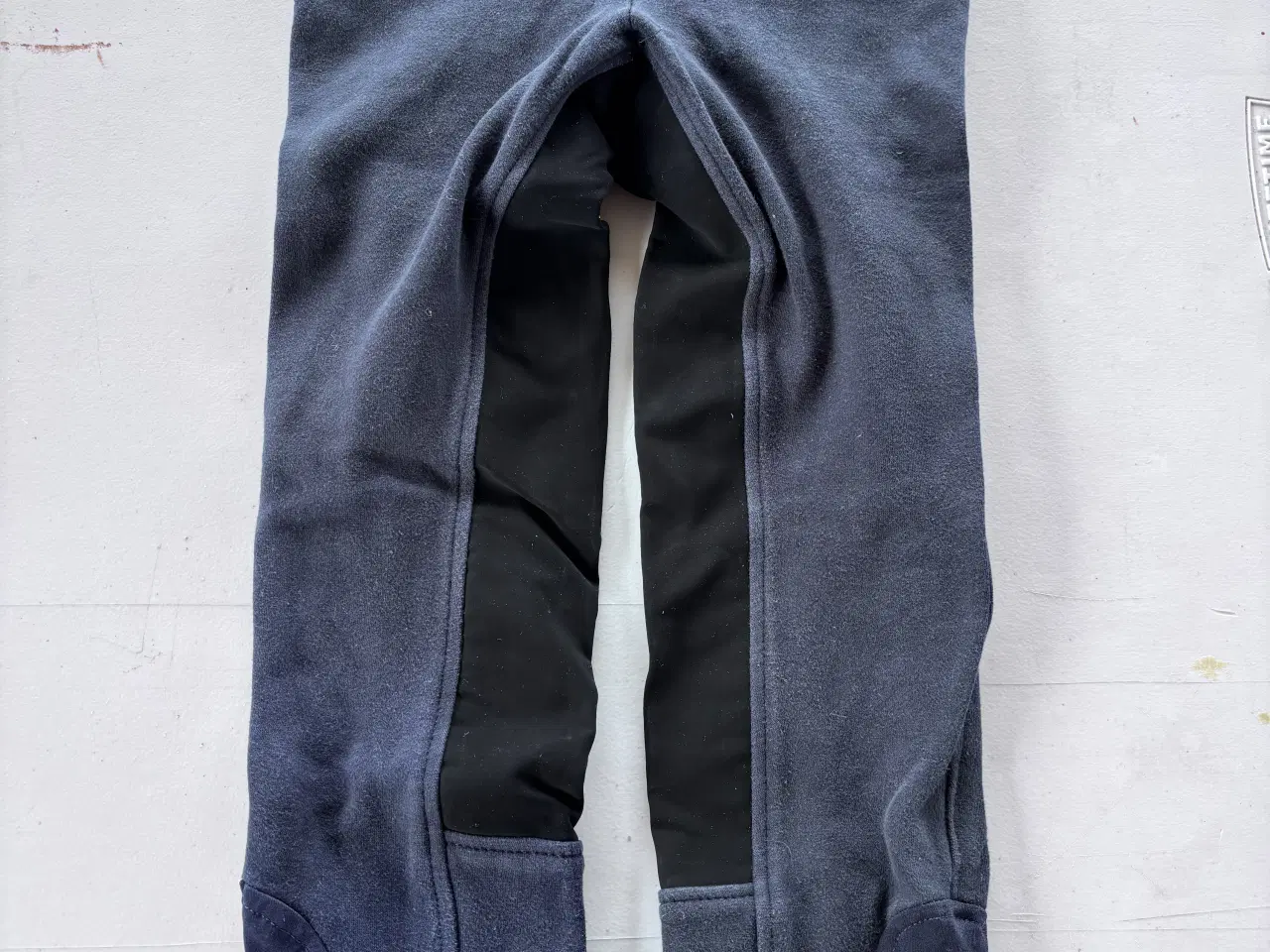 Billede 5 - Ridebukser og ridetrøje