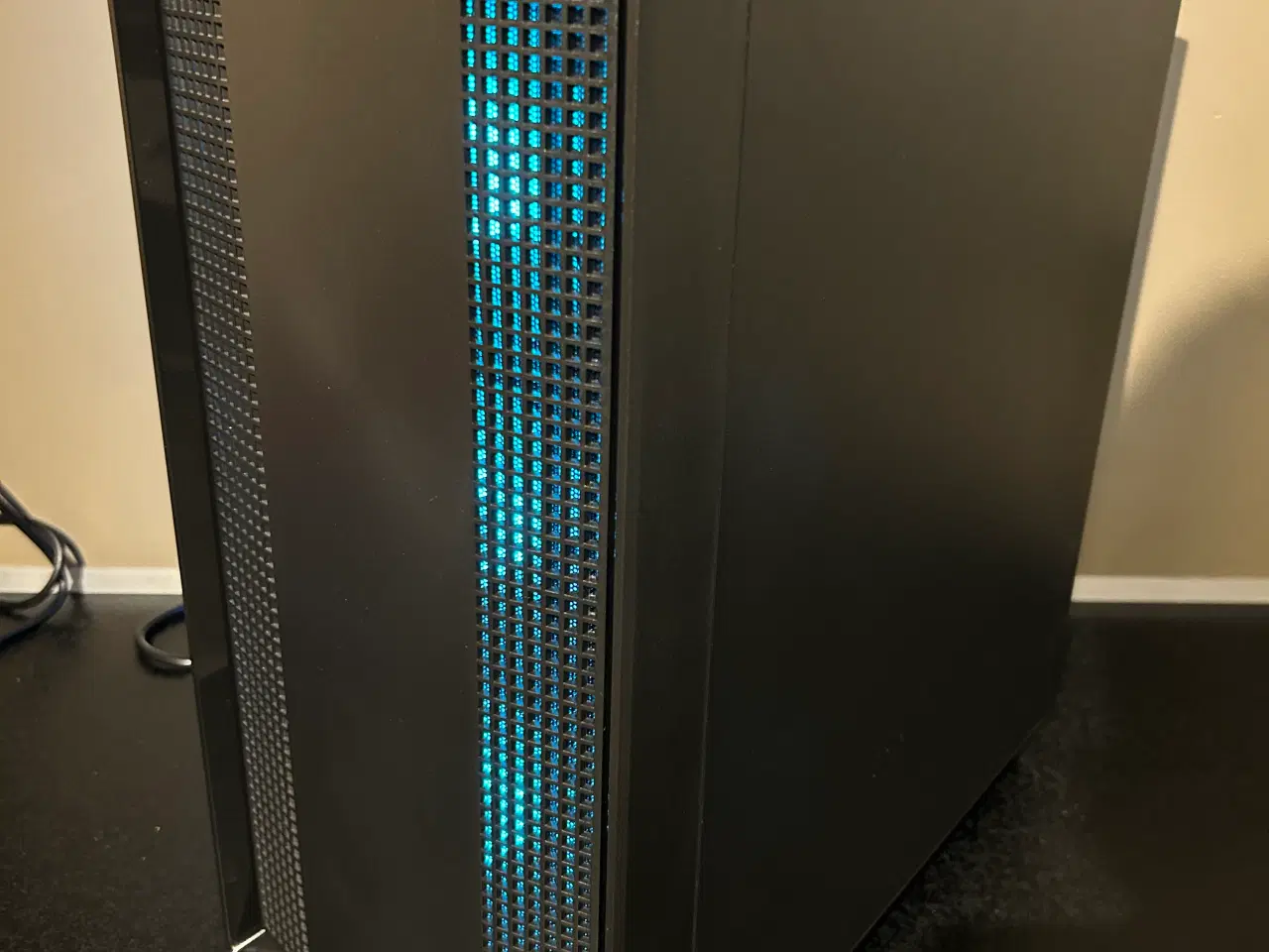 Billede 3 - 🔥 Gamer-PC | i5-9400F (4.1 GHz Turbo) + RX 5600 X