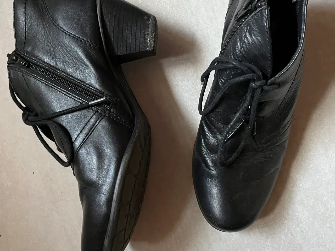 Billede 4 - Læder og rigtig godt stand