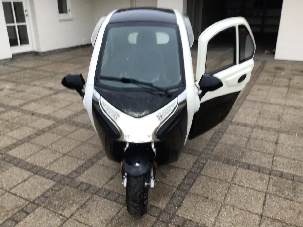 Billede 3 - Fin Kabinescooter sælges. Har kun kørt 994 km.