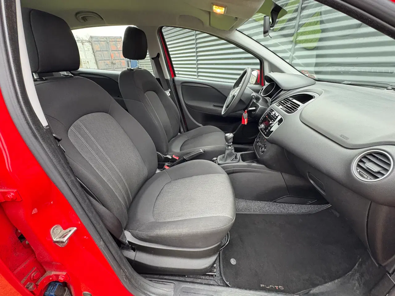 Billede 8 - Fiat Punto S7 0,9 100 - Virkelig pæn og velholdt..