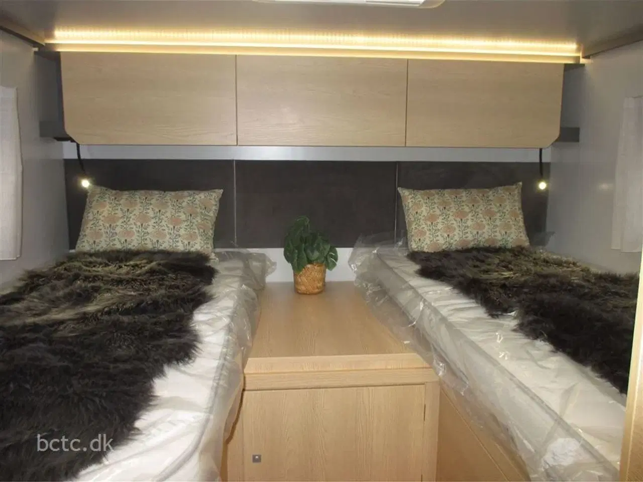 Billede 13 - 2026 - Giottiline Sienna 385 AUT.