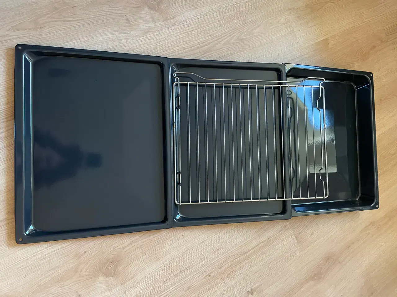 Billede 3 - Indbygningsovn og Induktions bordkomfur