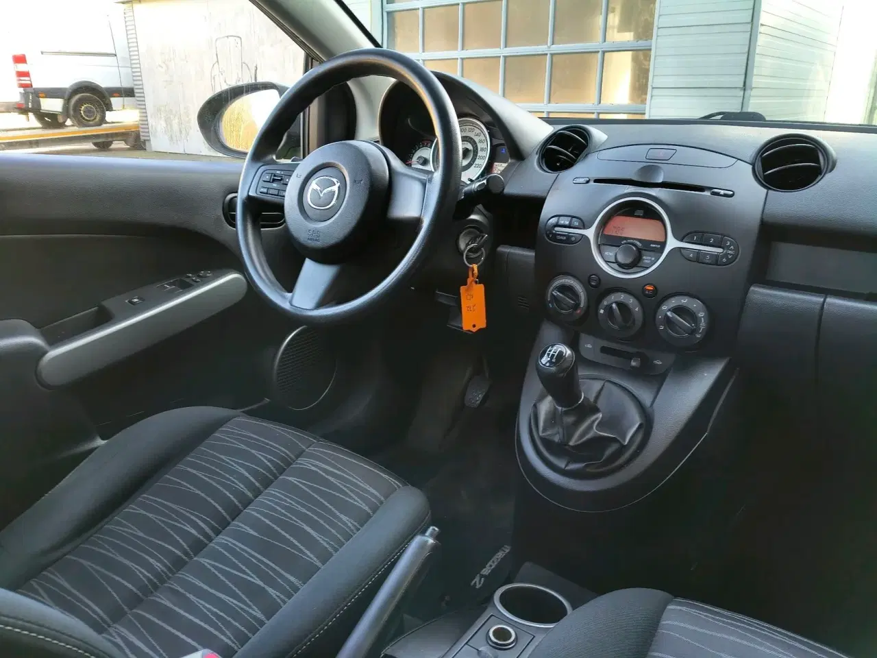 Billede 5 - Mazda 2 1,3 Advance 86HK 5d