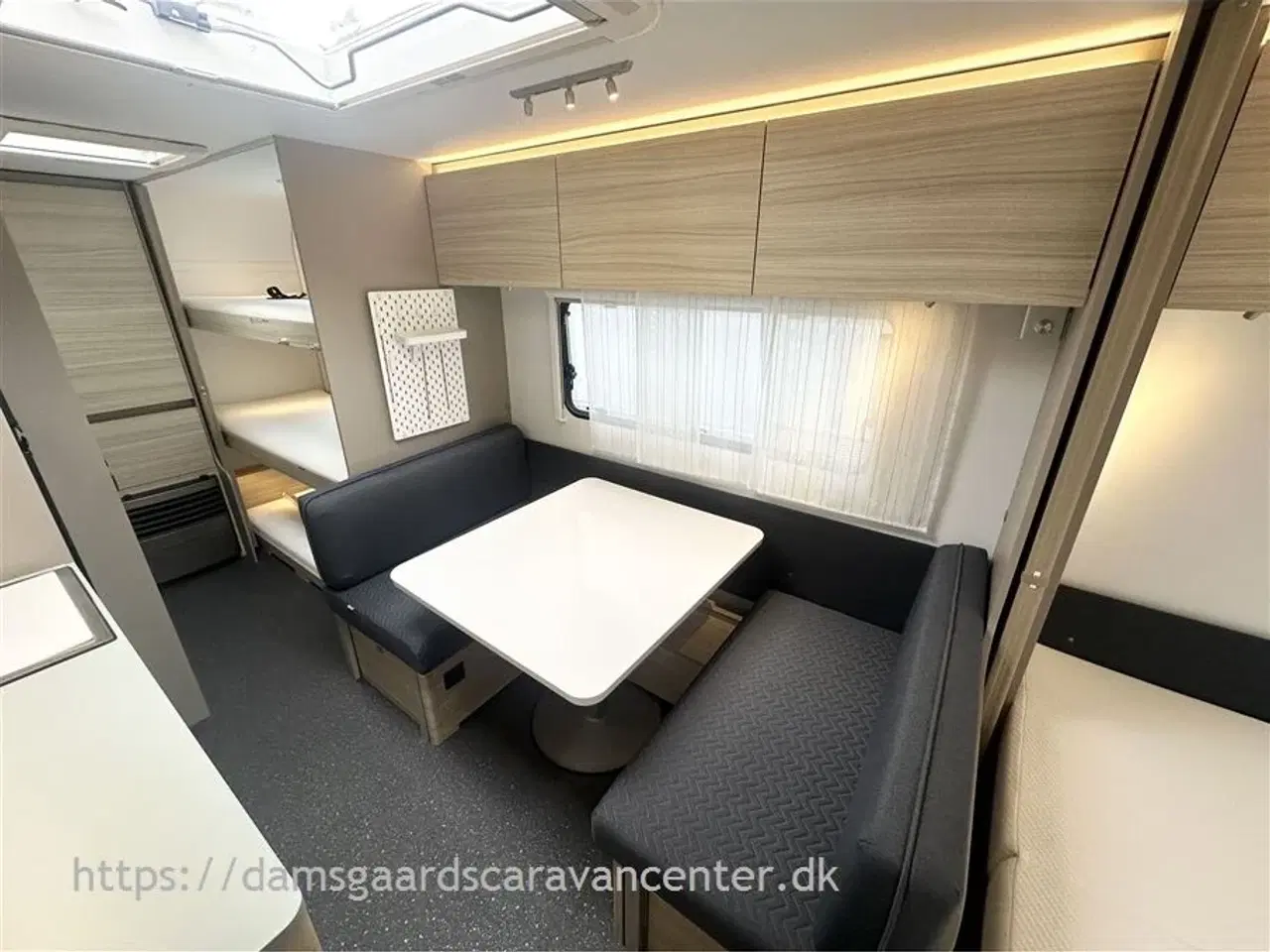 Billede 10 - 2022 - Adria Altea 552 PK Dobbeltseng-3-Køjer-Gulvtemp.-Mover-Telt